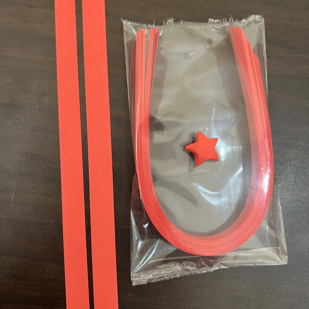 Kertas Bintang Star Paper Merah Red Origami Lipat Motif Warna Warni quilling quiling Papercraft Craft Crafting DIY Handcraft Kerajinan Prakarya Art Color Seni Kesenian Kertakes Alat Perlengkapan Stationery Home Stuff Dekor Hiasan Tri Tunggal Malang