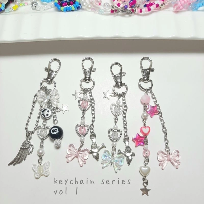 OPEN CUSTOM /keychain or strap phone beads charm /keychain lightstick/gantungan tas /gantungan buku /keychain/koleksi kpop /keychain or strap phone