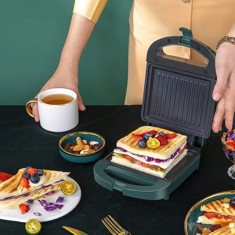 Breakfast Sandwich Maker Pemanggang Roti Toaster Panggangan Roti Bakar listrik Alat Panggang Roti Sandwich.