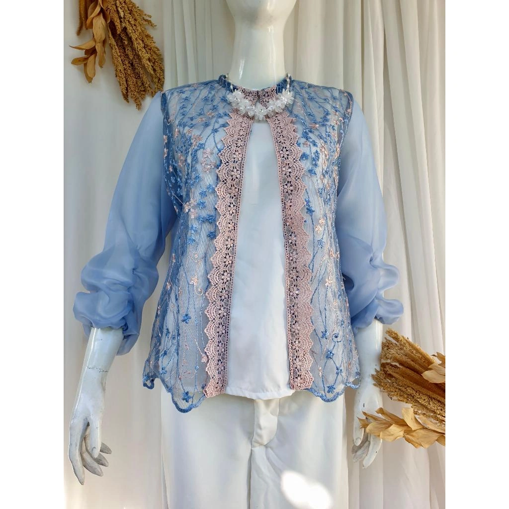 Carissa Crop Outer Mix Renda Tille Two Tone by Calisha Raya Series Outer Organza Premium Outer Lebaran Outer Idul Fitri Outer Ied Series Outer Ajmala Outer Florimia Outer Jaleela Envi Outer Organza