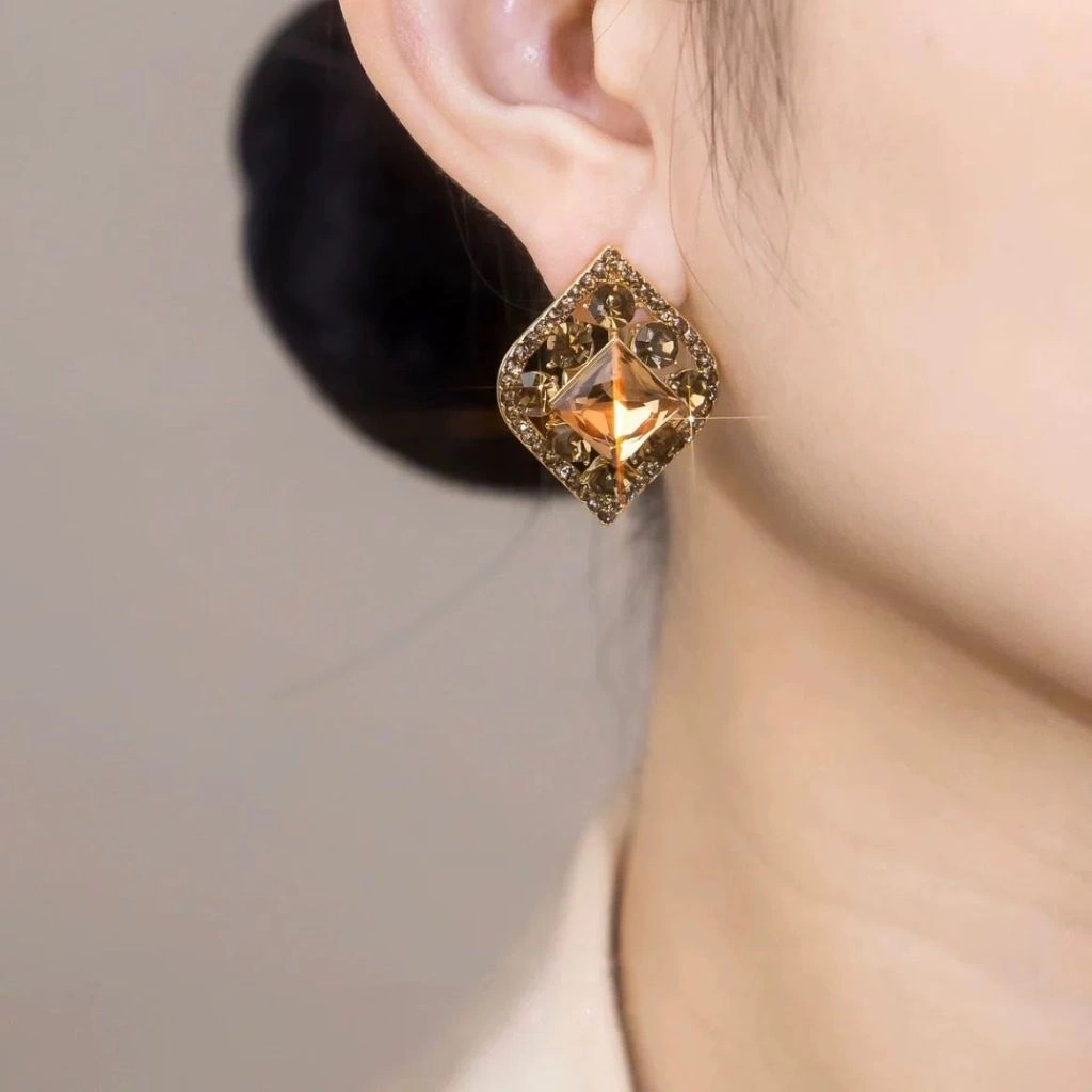 AT238 - Anting Zamron Vintage Elegant Simple Mewah Titanium Steel Best Seller
