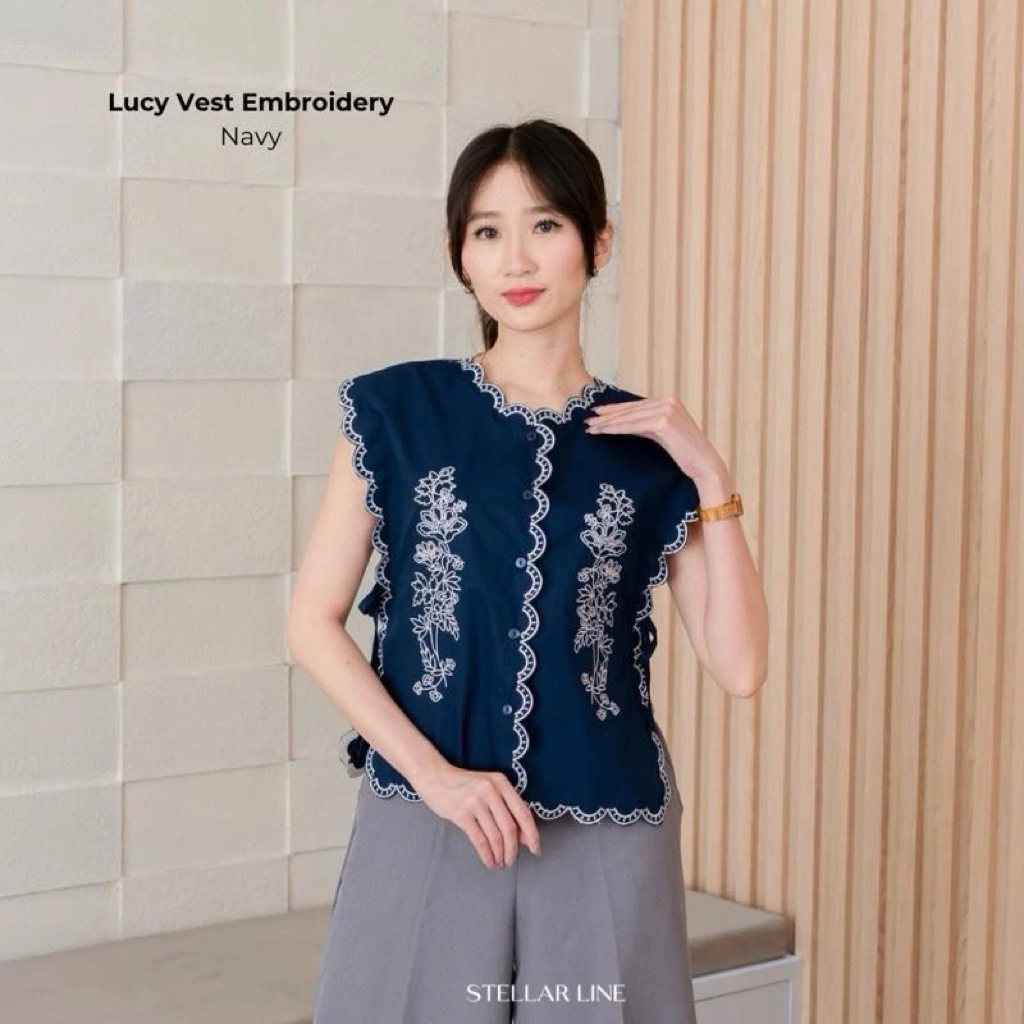 Lucy Embroid Premium Outer