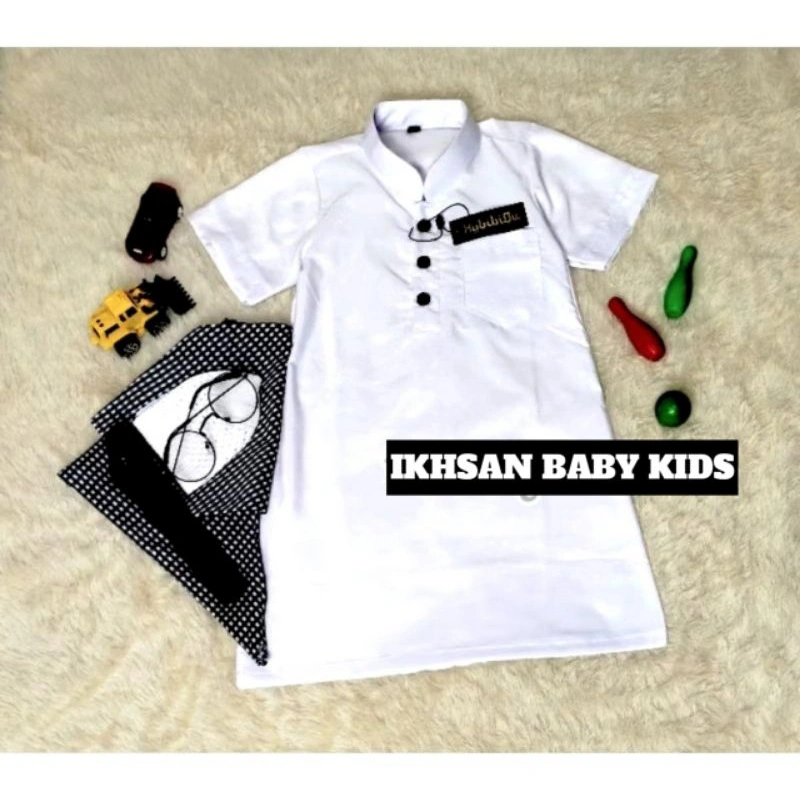 GAMIS KOKO BAYI POLOS 1 SET SORBAN 0-2 TAHUN JUBAH GAMIS KOKO BAYI LENGAN PENDEK SATU SET PHOTOSHOOT/AQIQAH