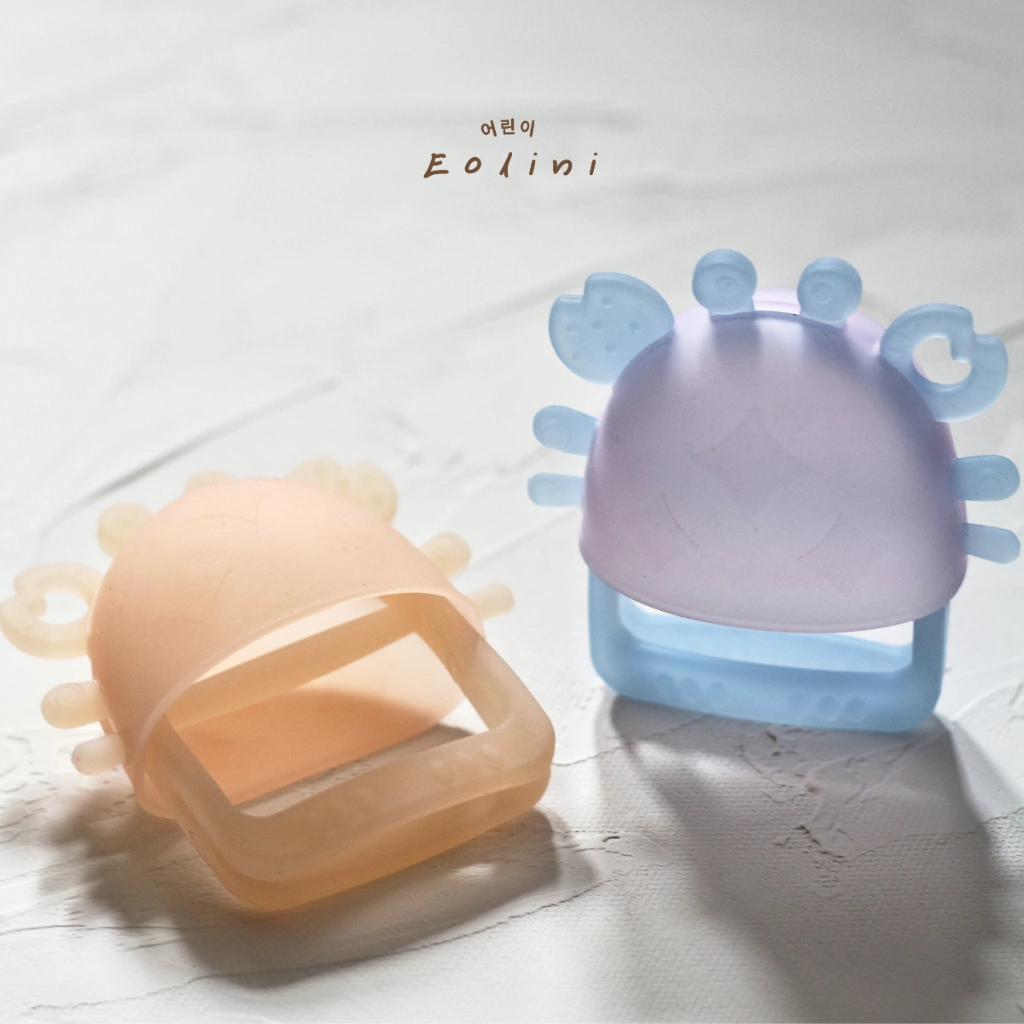 [ Eolini ] Silicone Baby Teether Crab Gauntlet / Gigitan Gigi Bayi Bentuk Kepiting
