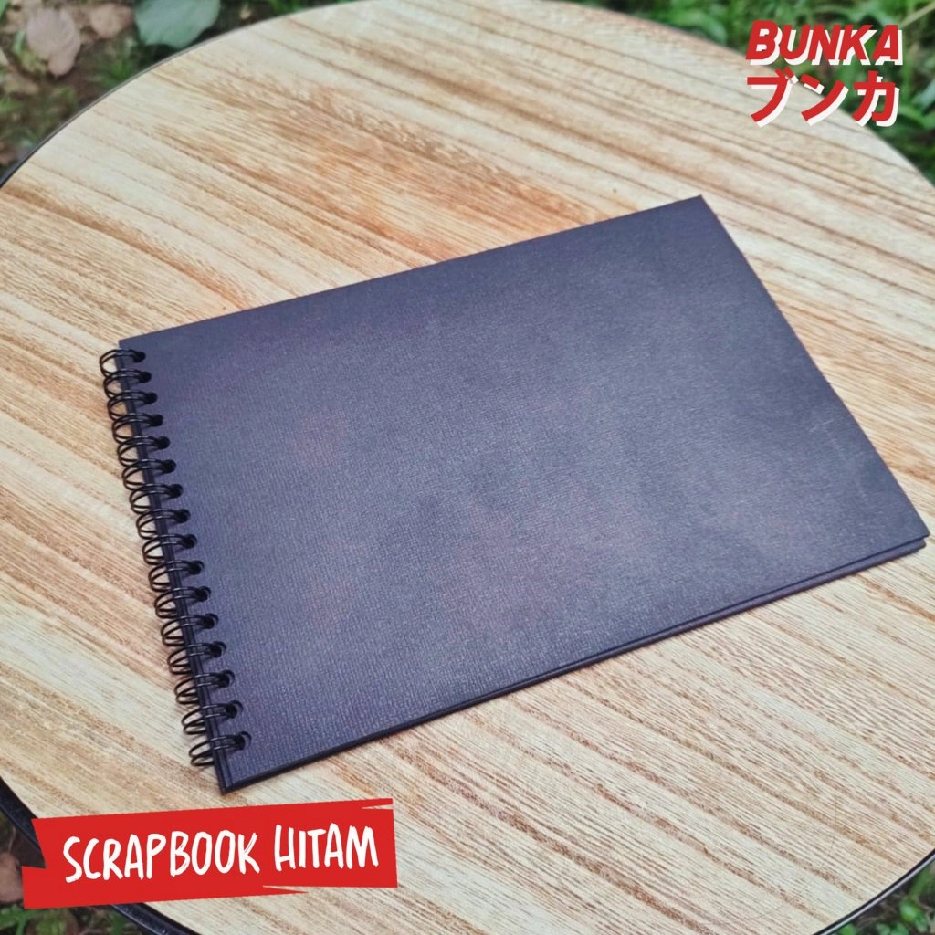 scrapbook hitam request diatas 20 lembar (UKURAN A5)