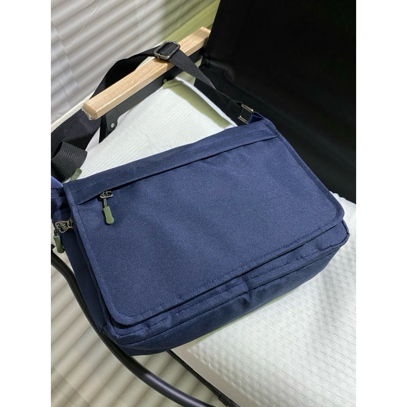 MALLBEGUN Messenger bag plain / tas sling bag water resistant / cover needs hand bag