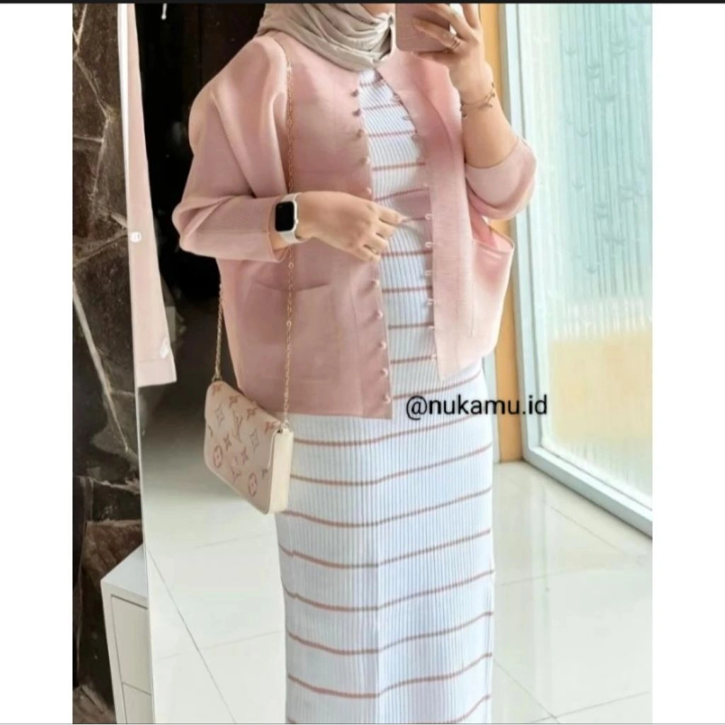 Dress Bumil Slimfit / Basic Inner Span Stripe Tanpa Lengan / Size M,L,XL