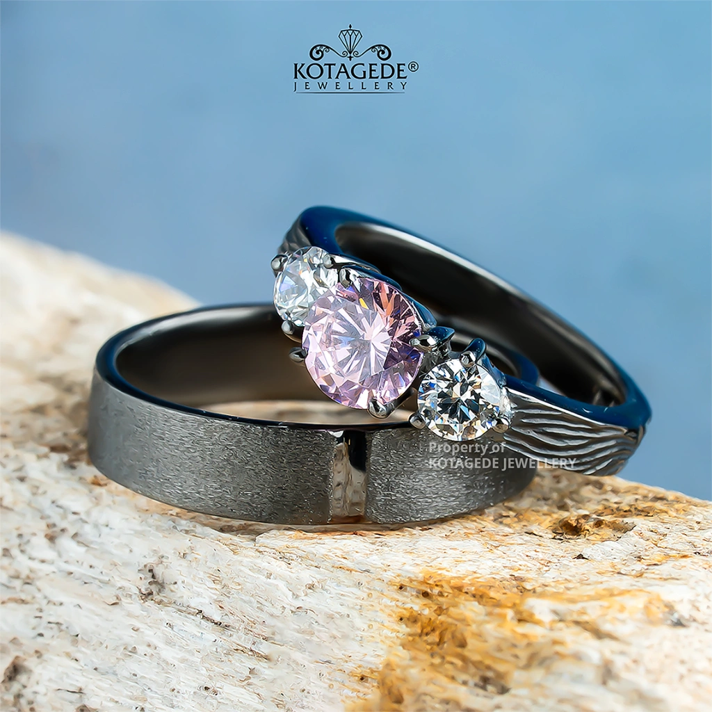 Kotagede Jewellery - Cincin Tunangan Custom Premium Couple Palladium dan Silver - Black Series