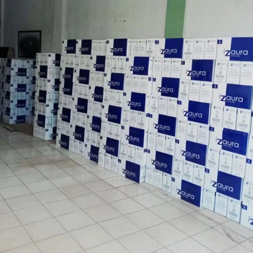 Air Kesehatan Dengan PH Tinggi Izauraa Original 1 Dus isi 12 Botol