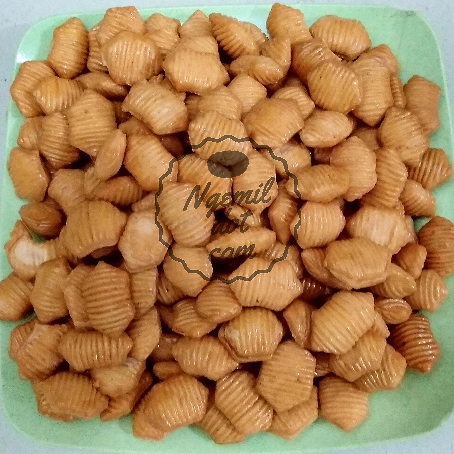 KUE PANGPANG 250gr / KUE BANTAL / PANGPANG MANIS / PANG PANG SNACK