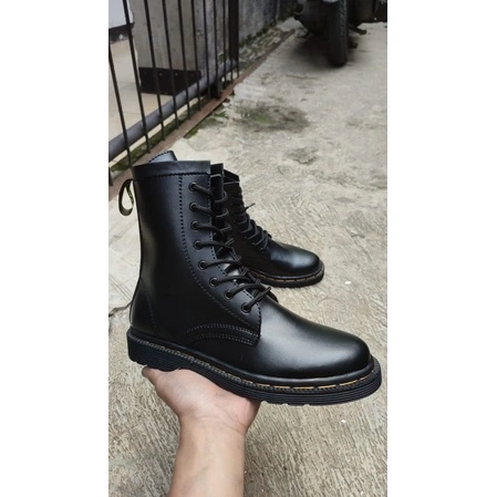 Sepatu boots tinggi fullblack deens