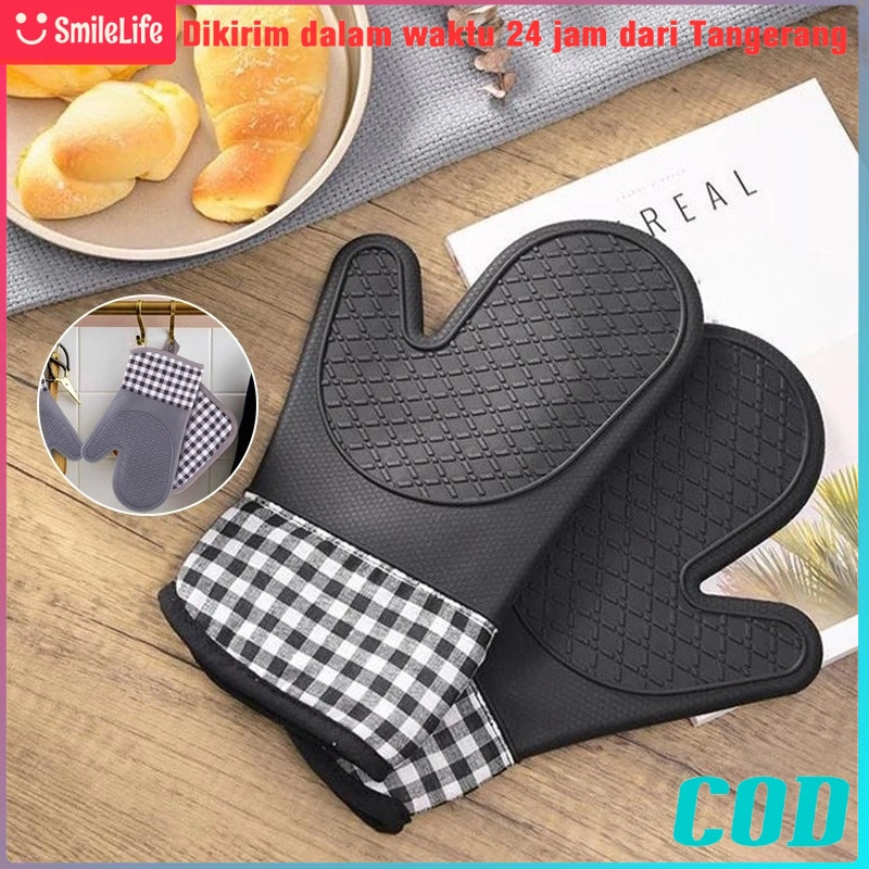 Sarung Tangan Oven Tahan/ Panas Silikon Tebal Silicone Baking Mitt / Oven Gloves Tebal, Tahan Panas Perpanjang Universal  - Smilelifestore