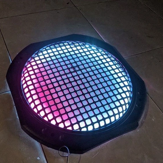 NEW audio mobil 12V cover grill tutup subwoofer 10" 12" dengan LED terang