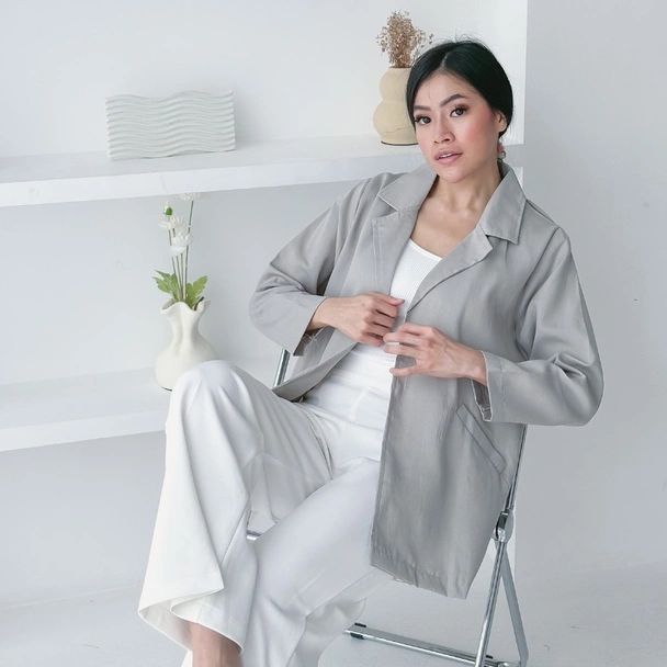 Cammomile 2102023 jaket wanita Blazer salur ktg 2