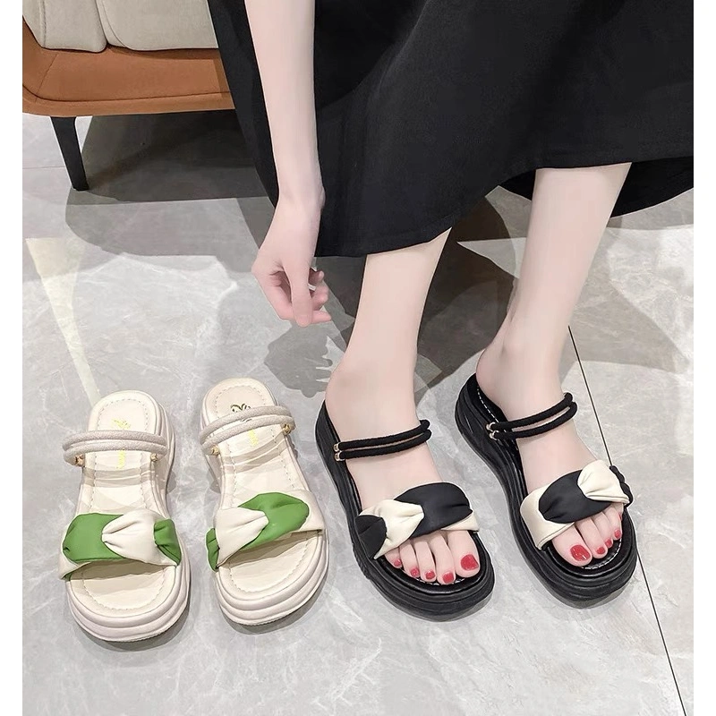 QNS Sepatu Sandal Wanita Kekinian Putih&Hitam Sandal Wedges Spons  Slip-On Sepatu Wanita Premium Quality Women Fashion Shoes QN510 COD