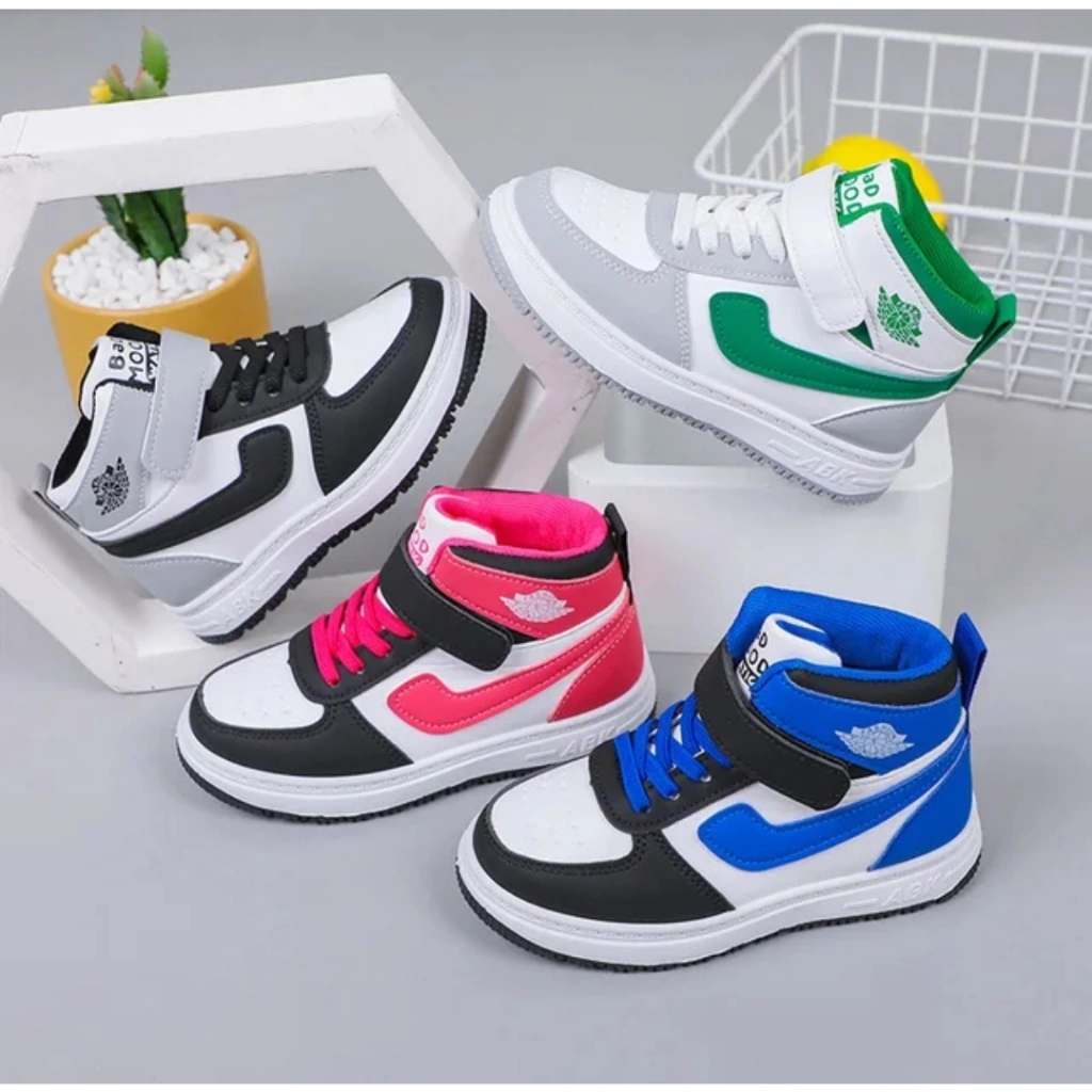 Sepatu Bayi Laki Laki dan Perempuan Prewalker Shoes 0 3 6 9 12 bulan Terbaru Murah Boot