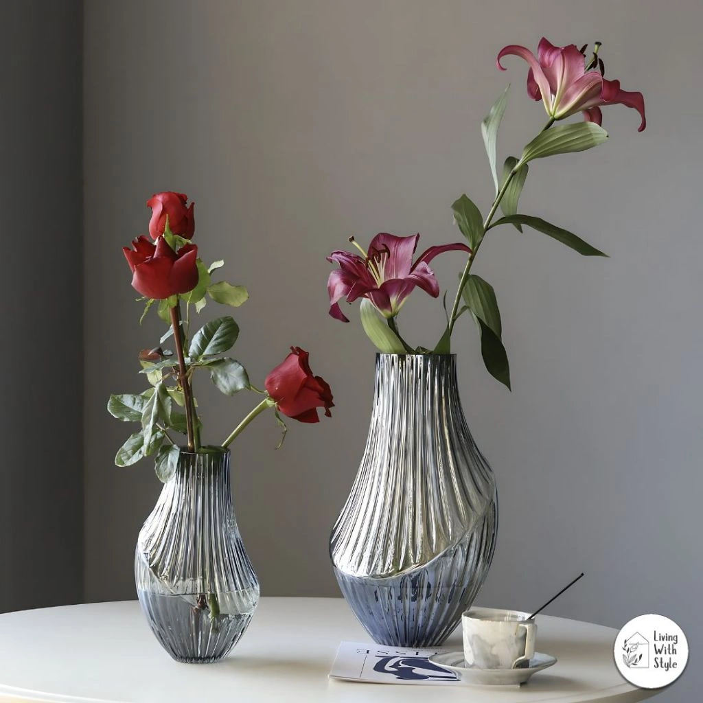 Living With Style - Mae Iridescence Rainbow Tint Glass Vase / Vas Bunga Kaca Effect Hologram / Flower Vas Simple Minimalist Mewah