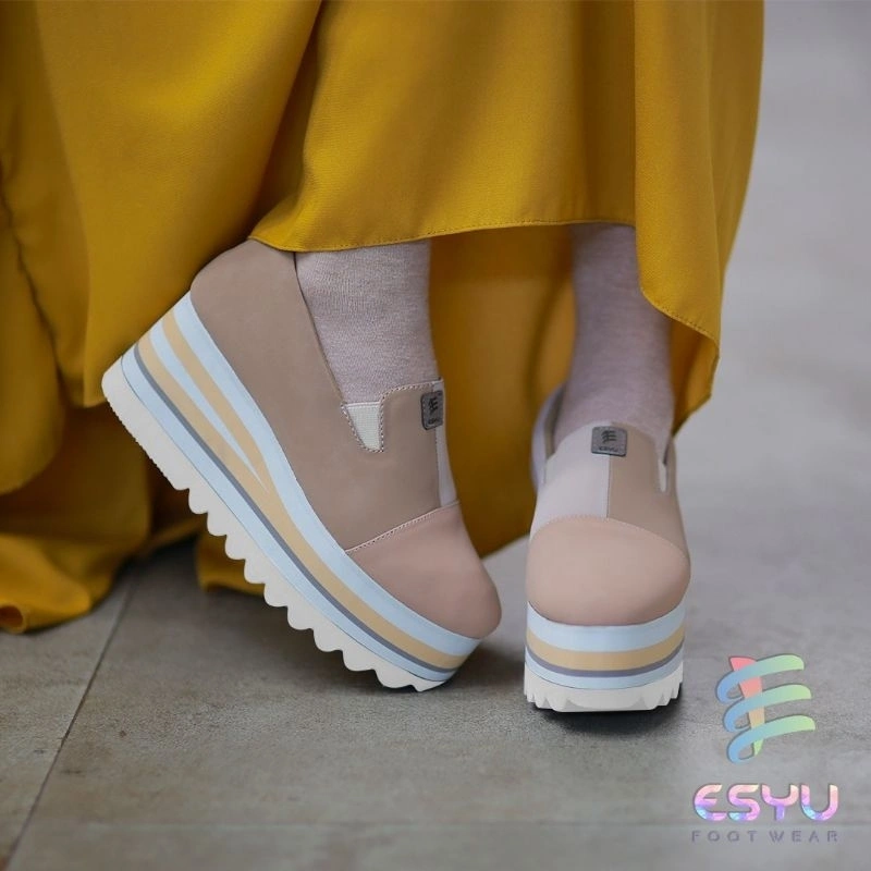 ESYUFOOTWEAR - Bean Affogato - Sepatu Wedges