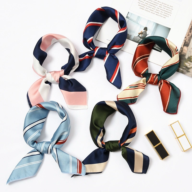 Syal Persegi Kecil  50*50Cm untuk Wanita Syal Sutra Modis Serbaguna untuk Wanita Syal Pramugari Pramugari Profesional Retro jilbab segi empat motif syal leher wanita korea Scarf premium