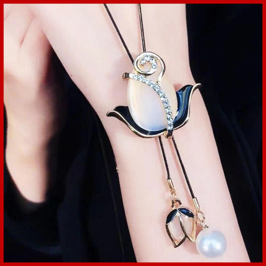 KL28 -- Kalung Rose Black White model korea simple elegant steel titanium gold necklace glam panjang
