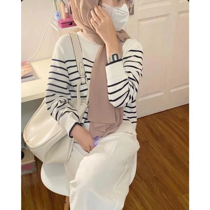 EIRA SWEATER RAJUT STRIPE PREMIUM .SWEATER KNIT OVERSIZE POLET STRIP GARIS