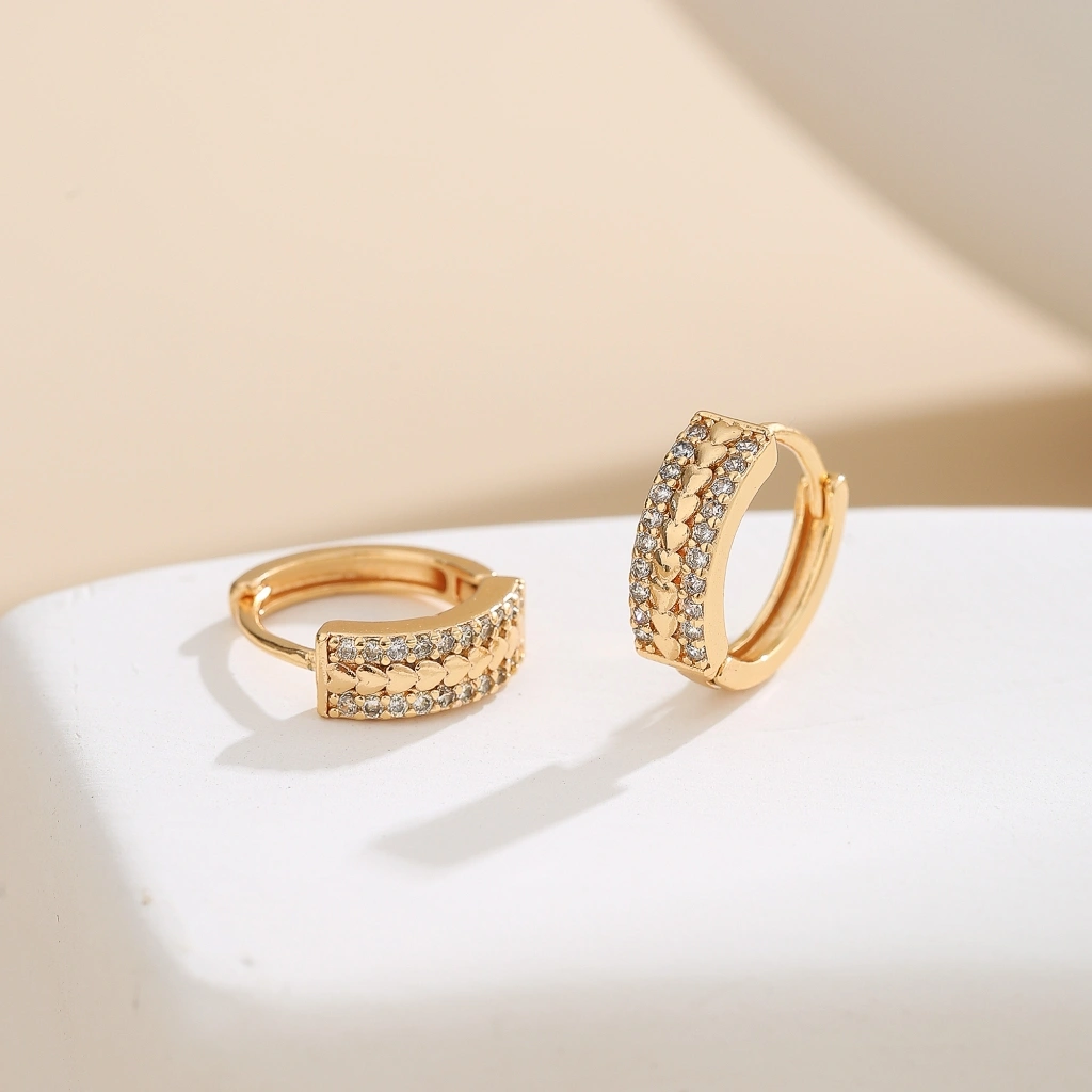 BLK Anting klip Wanita Dewasa Perhiasan Emas Titanium Gold Permata Jewelry Premium Anti Karat