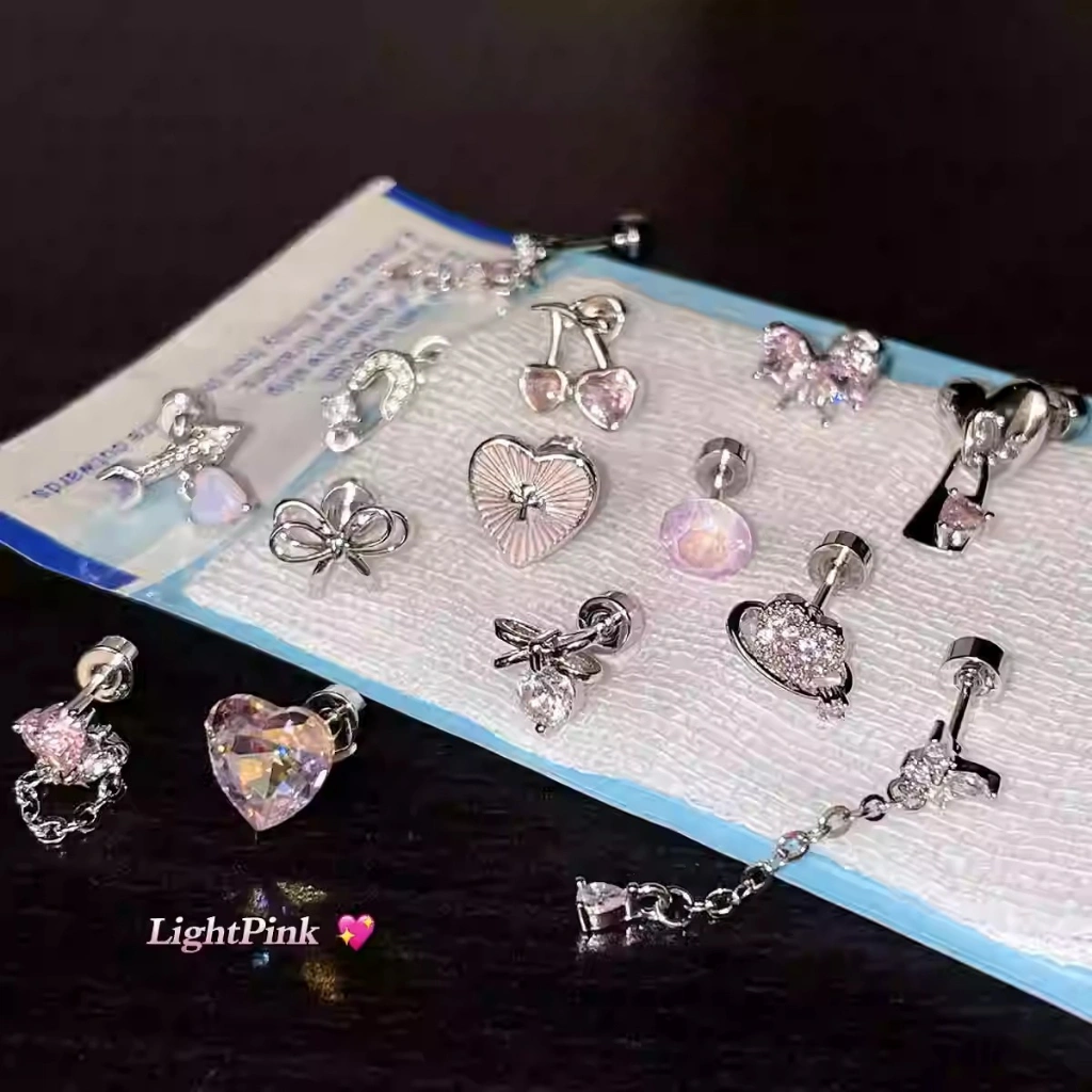 Auravibe Jewelry - Titanium Anting untuk wanita, cocok untuk telinga bagian luar, desain mewah dengan batu berkilau, dilengkapi dengan pengunci sekrup, Piercing Telinga Minimalis Perak Korea - High Quality | Perhiasan Earrings   COD