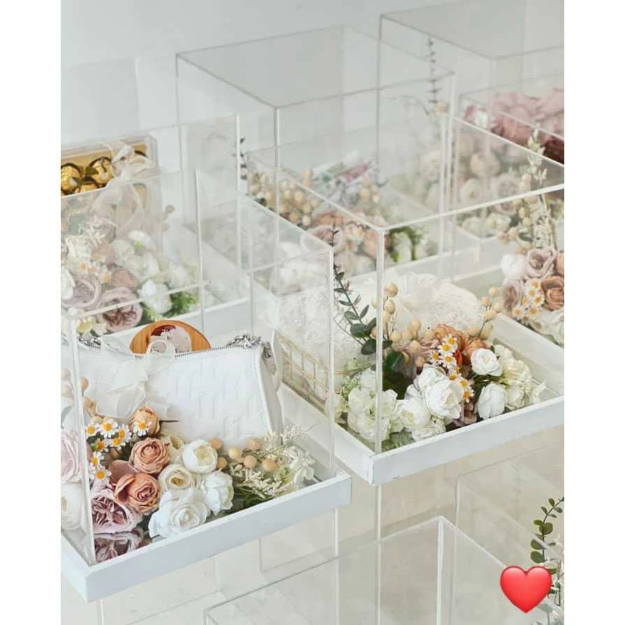 Kotak Hantaran Minimalis Plus Mika Rigid Ukuran 30x30cm