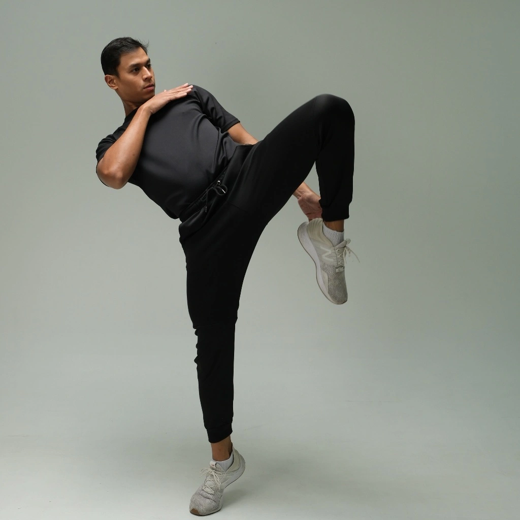 INERGIA Full Jogger Pants - Hitam