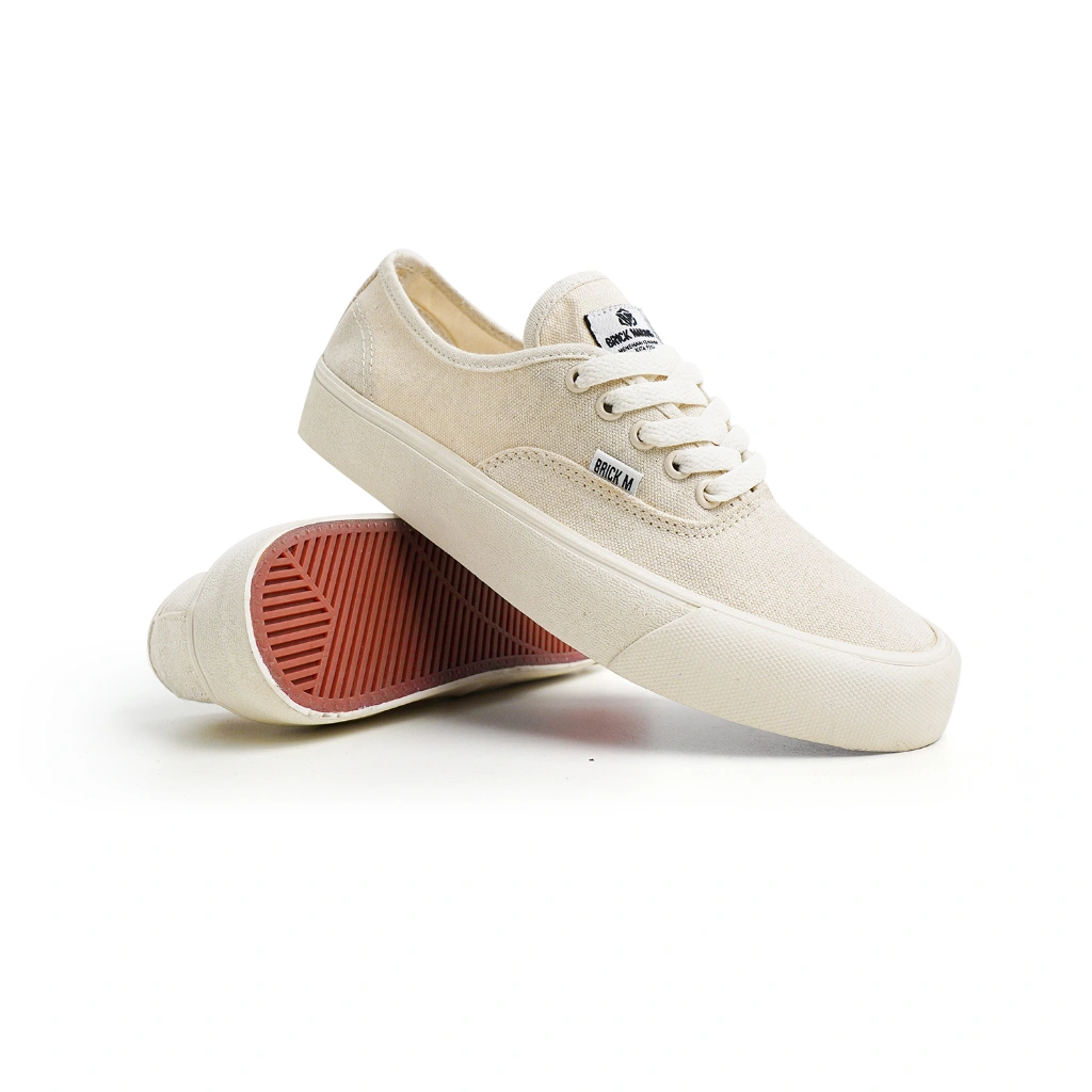 Brick Mansions - Britannica Off White Sepatu Sneakers Casual Pria Wanita
