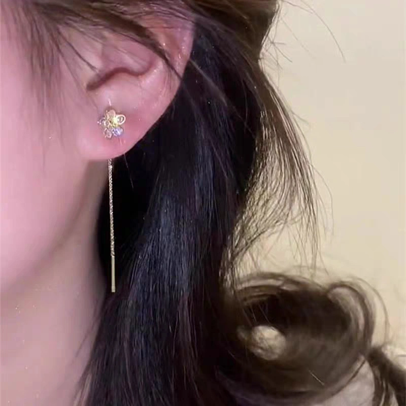 Anting Panjang Anting Bunga Anting Wanita Anting Titanium Anti Karat Anti Luntur