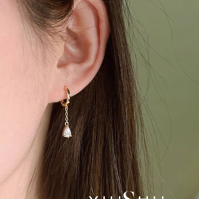 Anting Liontin Berlian Rumbai Anting Wanita  Anting Titanium Anti Karat Anti Luntur Anting Korea