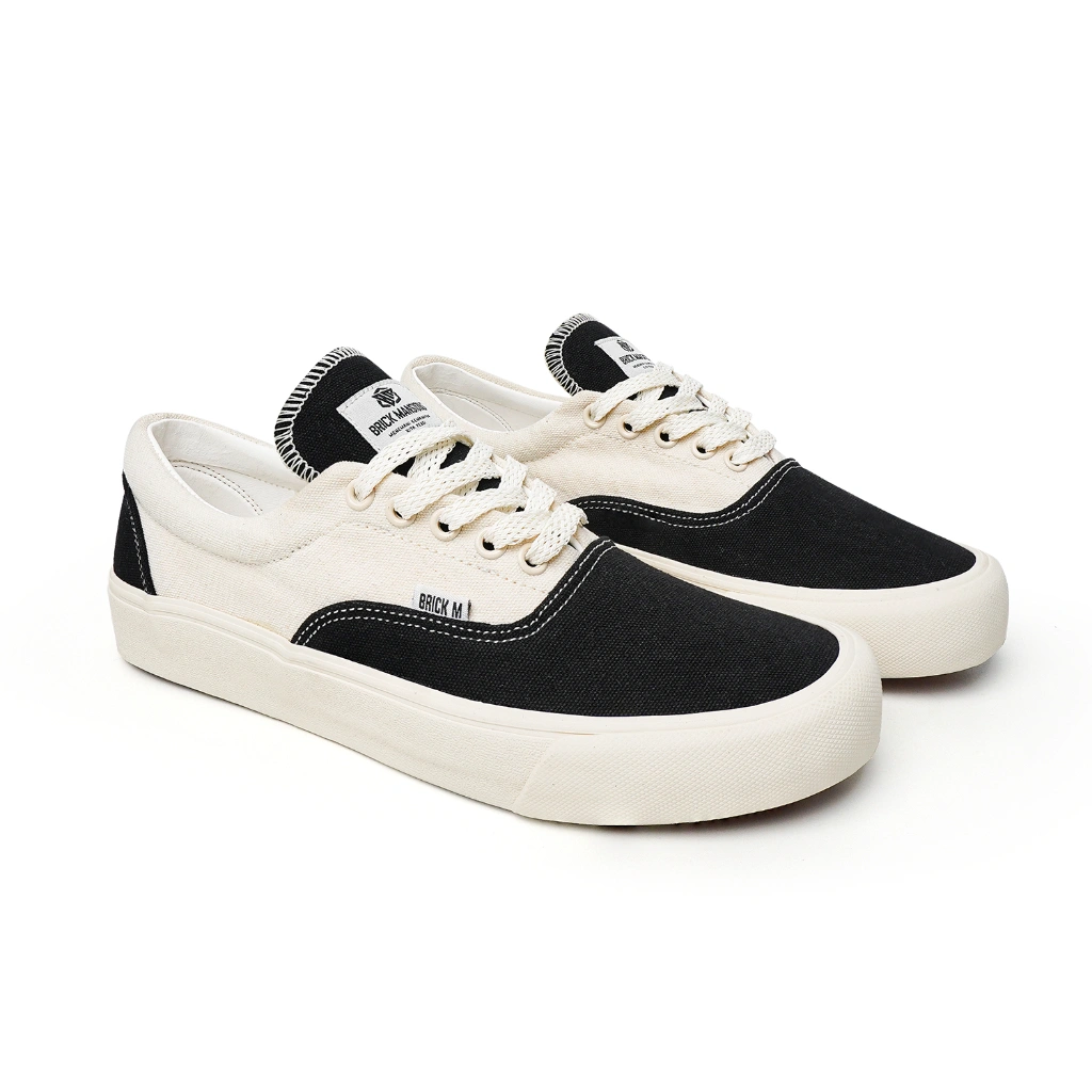 Brick Mansions - Athena White Black Sepatu Sneakers Casual Pria Wanita