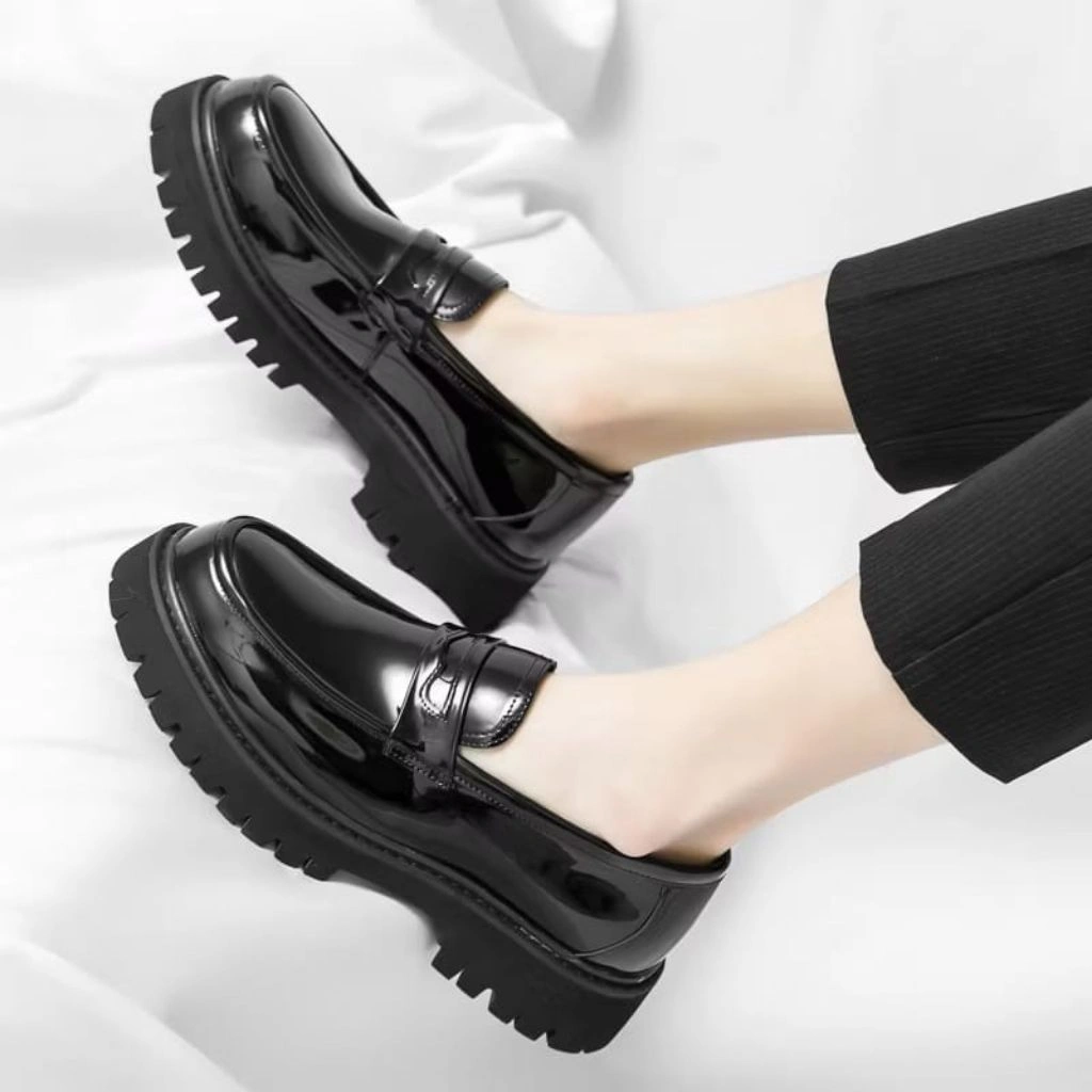 Loafers dokmart pria wanita free box | sepatu kasual pria wanita dokmar full black (36-40 wanita)