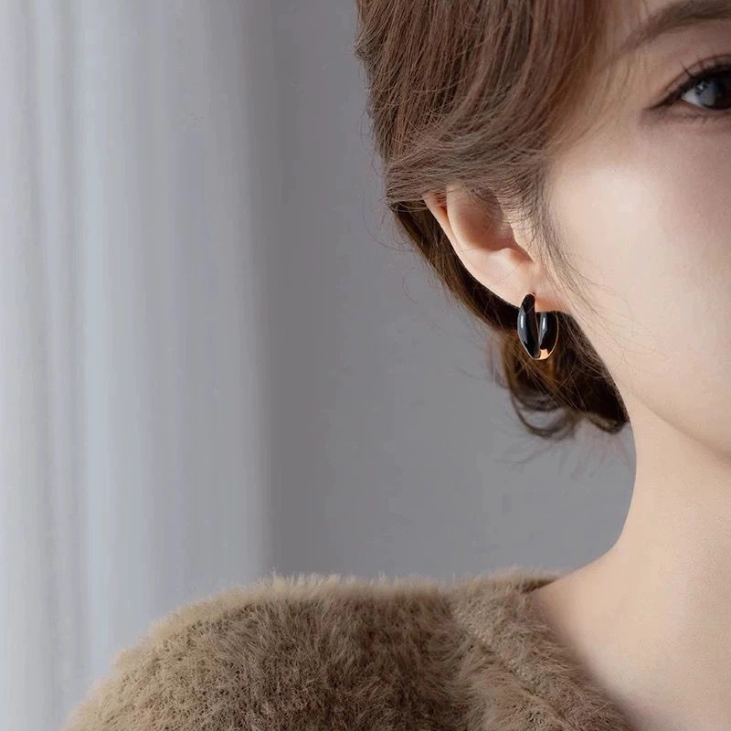 AT022 - ANTING HOOP Hitam SIMPLE GOLD KOREA TITANIUM STEEL MODEL KOREA ANTI KARAT/Anting hijau bulat simple titanium anti karat anti luntur/Anting bulat simple titanium