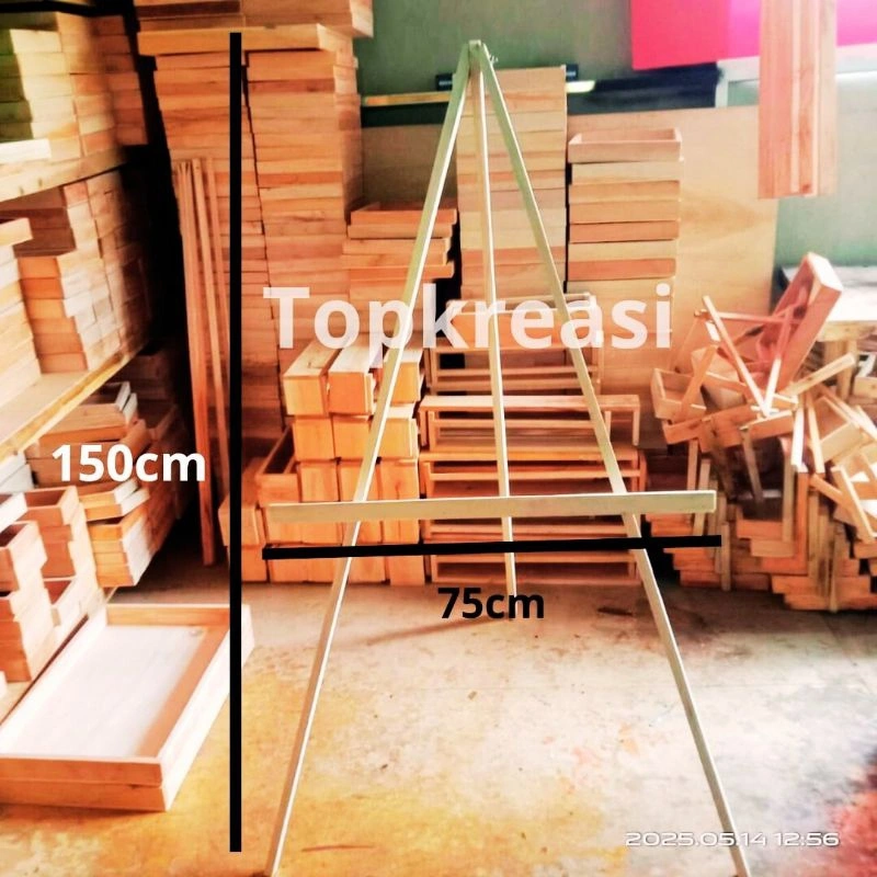 Stand Poto Kayu Tinggi 150cm/Tripod Standing Frame Wooden Easel
