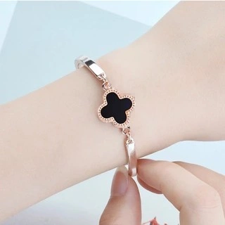 COD Gelang Titanium Empat Daun Semanggi Adjustable Gaya Korea Anti Karat Dan Luntur Temperamen Fashion Perhiasan Wanita Gelang Desain Minimalis Yang Menawan Jewelry Aksesoris-LB