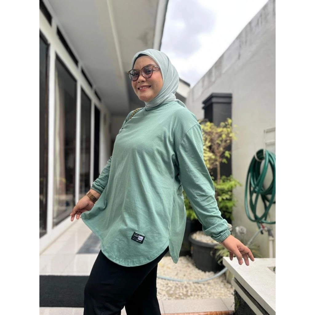 ATASAN WANITA KAOS OVAL TANGAN KERUT BY WHITE IN BLACK ORIGINAL