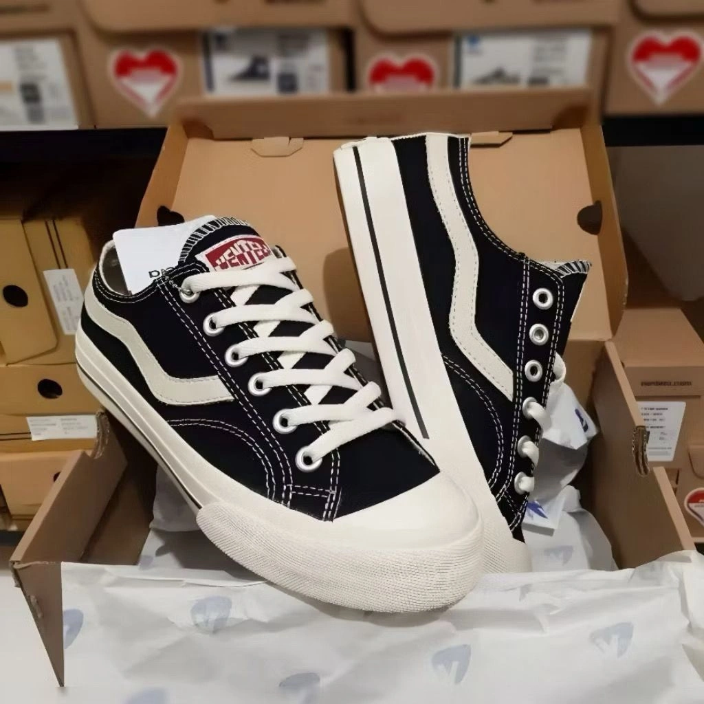 Ventela Public Low Black White/Sepatu sekolah/Sepatu ventela/Sepatu keren/Sepatu pria/Sepatu wanita/Ventela