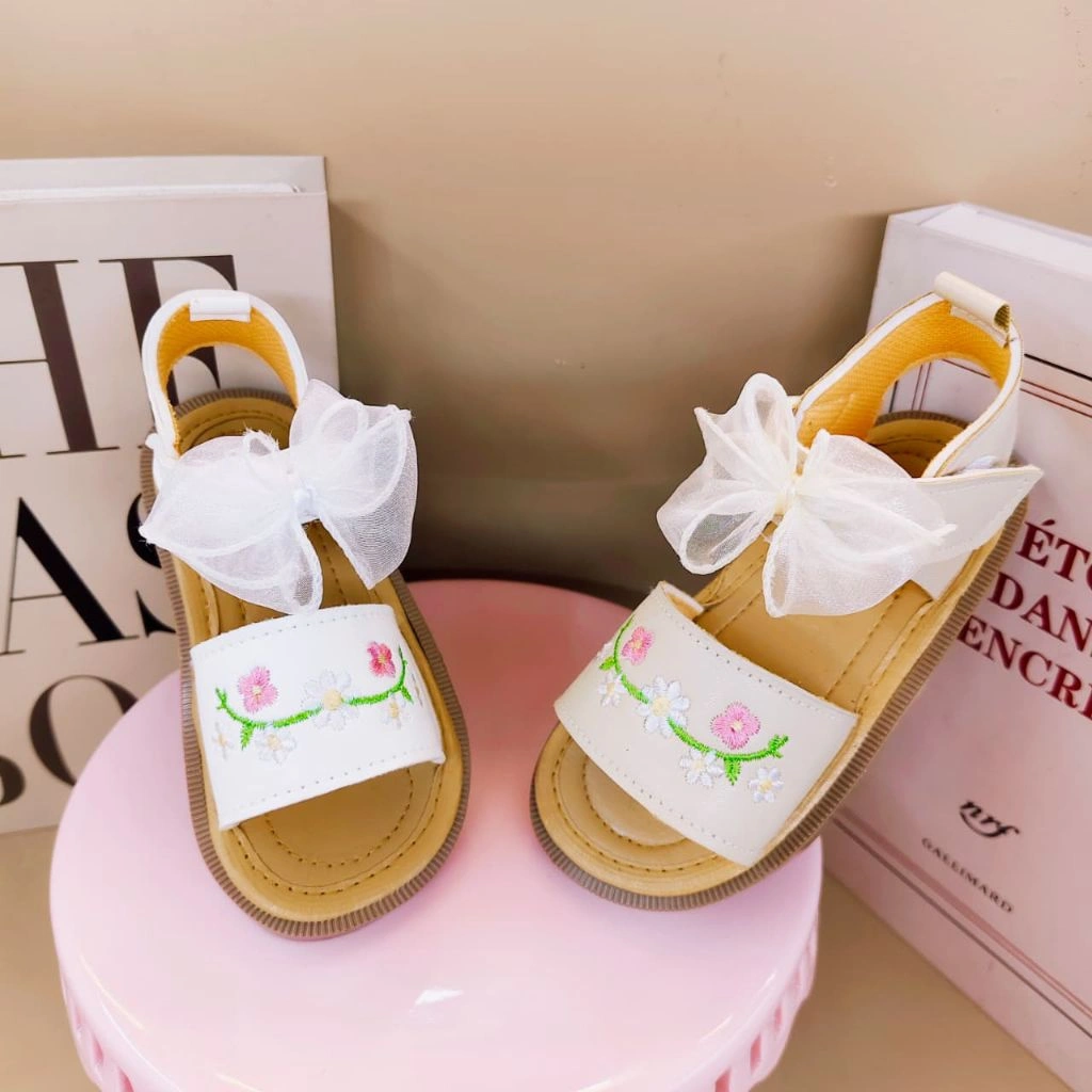 Sabreena sandal sepatu anak/ Princes motif Bordir PMB04