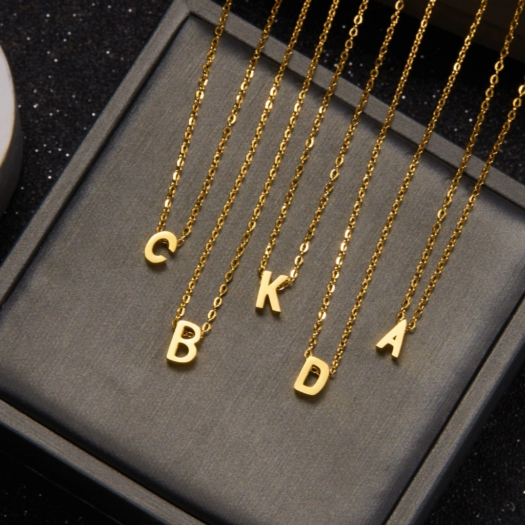 Kalung liontin 26 huruf Inggris emas tembaga 18k Kalung sederhana gaya Eropa dan Amerika