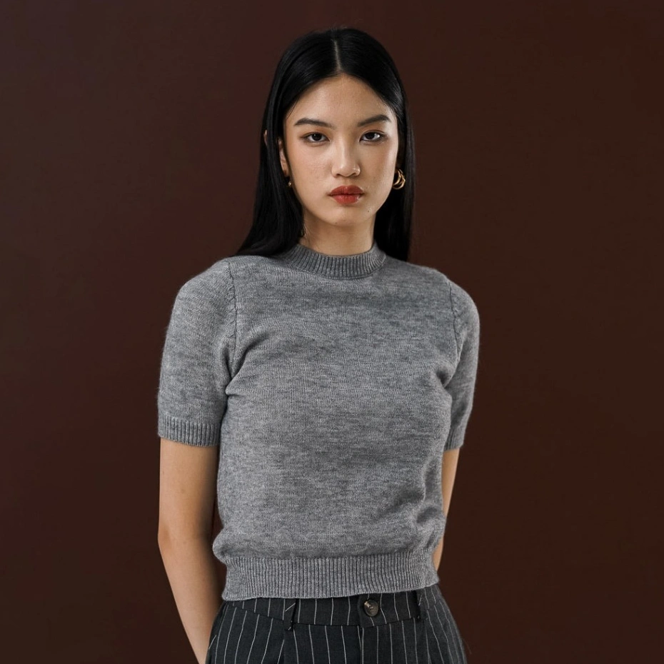This Is April Baju Atasan Rajut Wanita Kekinian Lengan Pendek Basic Knitwear Livy Top Brown dan Grey