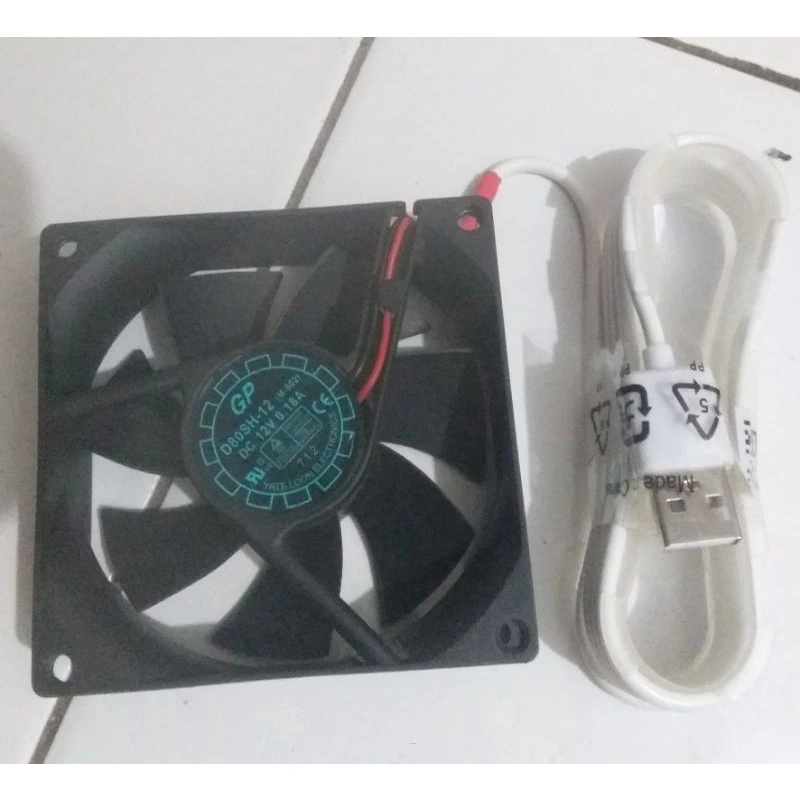 USB fan cooling. cocok untuk kipas pendingin set top box, rooter wifi, aquascape.