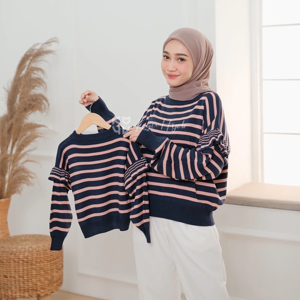 Koyu Hijab Baju Rajut Stripe Couple Ibu dan Anak (Anak Xs, M dan L)