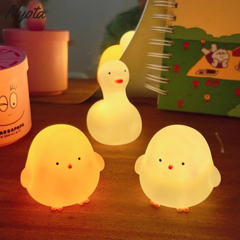 Bebek lucu lampu malam ins angin kamar tidur anak-anak pelindung mata cahaya kartun dekorasi lampu malam hadiah mahasiswa Cute duck night light nyota