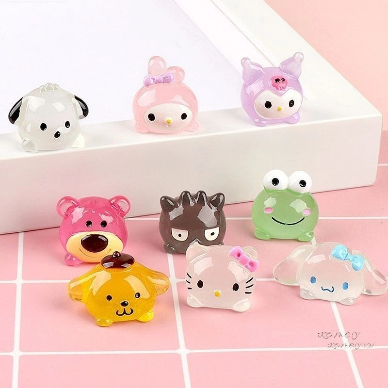 COD Resin Clay Glow In The Dark sanrio 3D DIY Miniatur Pajangan / Dekorasi / Souvenir Aksesori Tanah Liat Resin Glow-in-the-Dark Dekoratif Buatan Sendiri, Kartun Lucu /komey