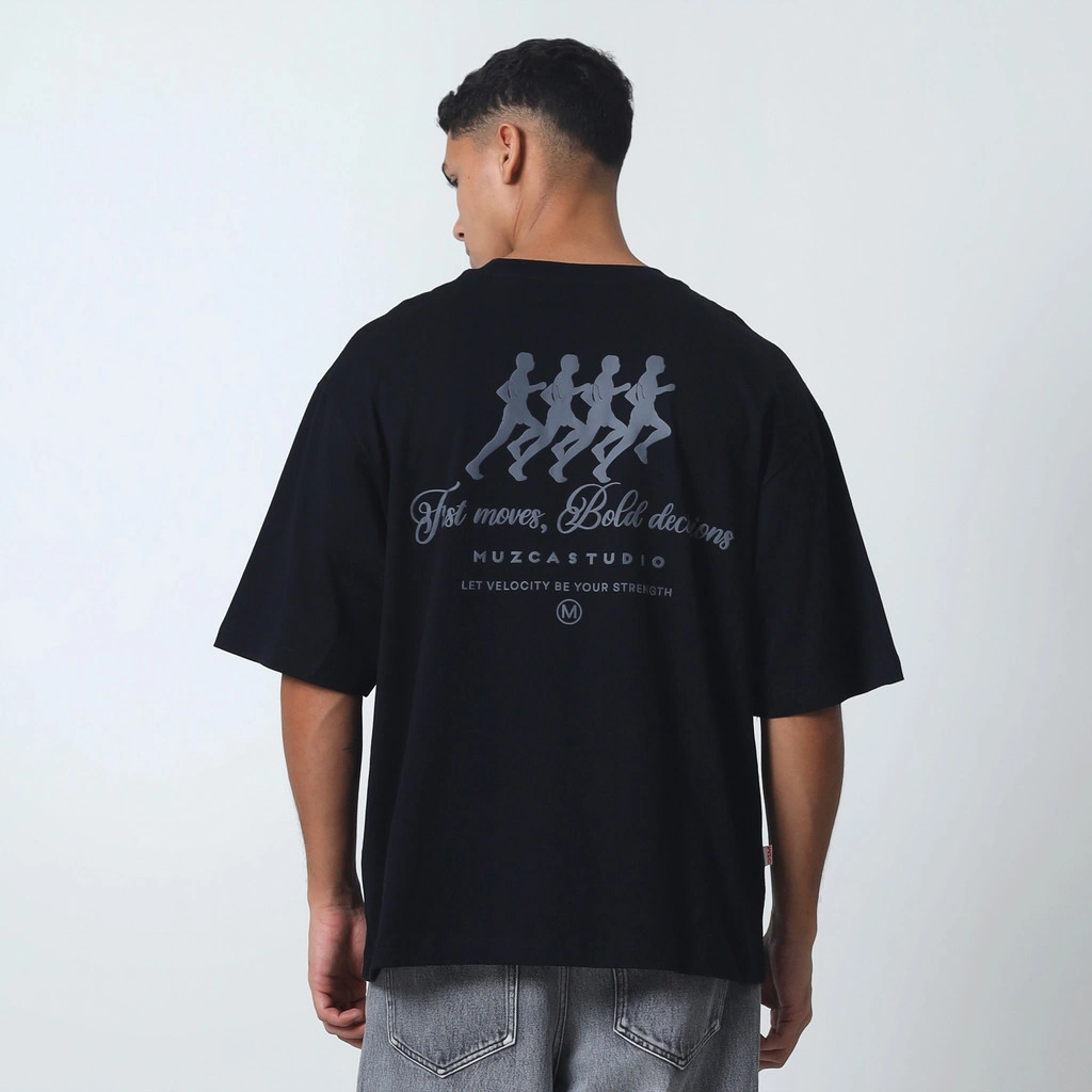 MUZCA Oversized T-Shirt Fast Moves Black