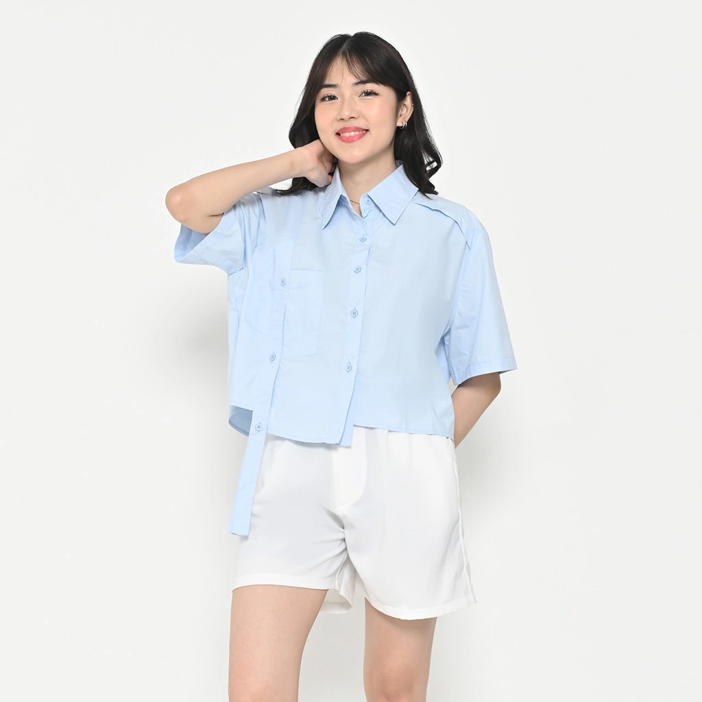 QUEENTIN Kemeja Wanita Asimetris 1166 Cotton Wash Polos Lengan Pendek