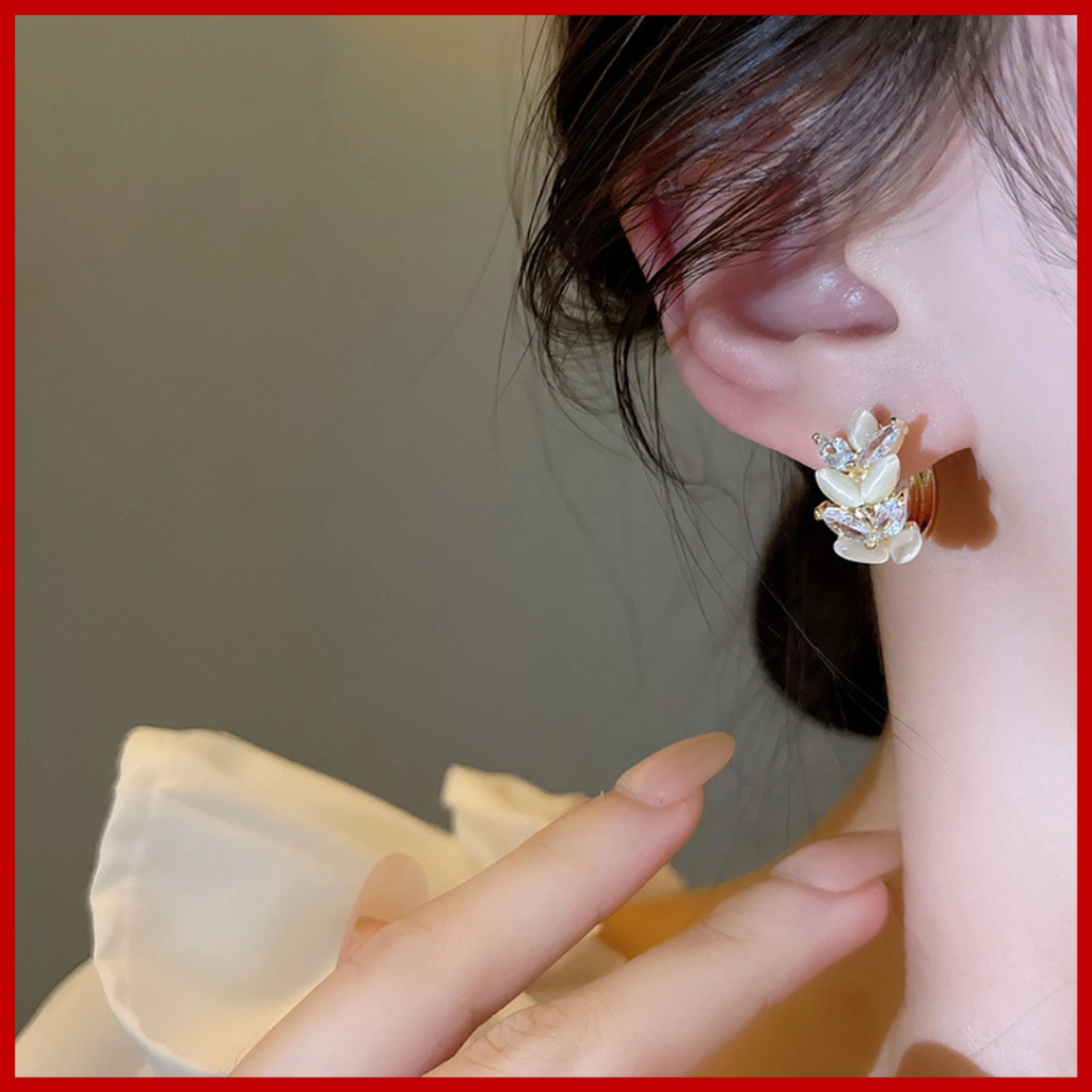 AT171 - Anting Hoop Leaf Glamour Klip Titanium Steel Korea Style Anti Karat