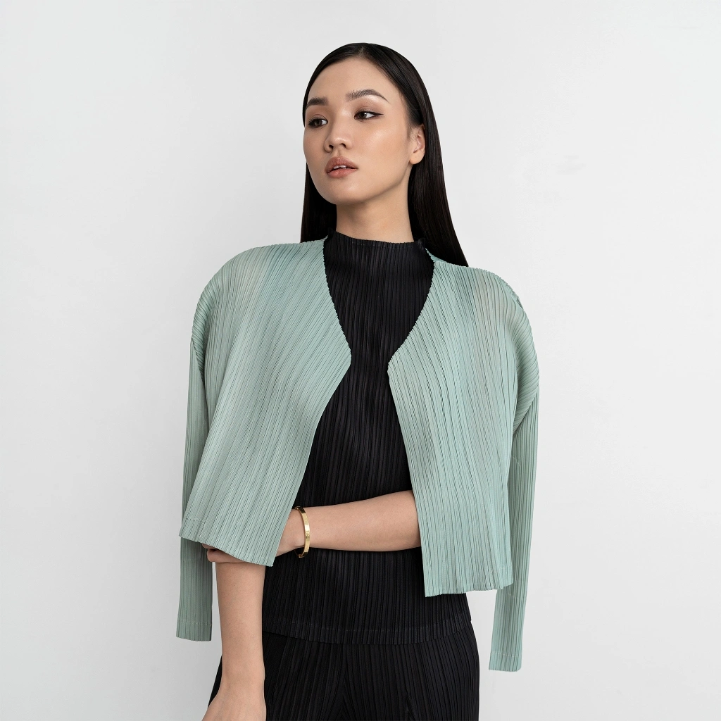 CASSIA WOMAN - AURA OUTER